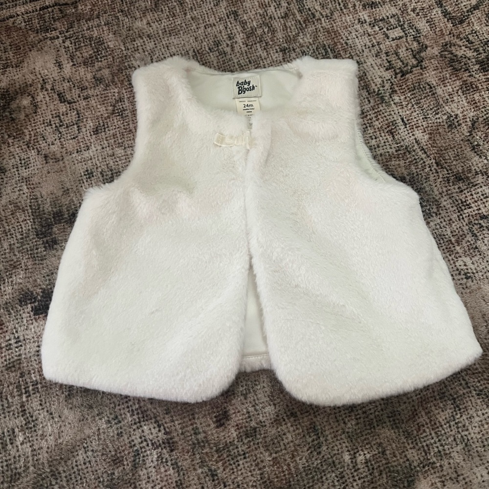 Osh Kosh Ivory Faux Fur Vest 24 Months